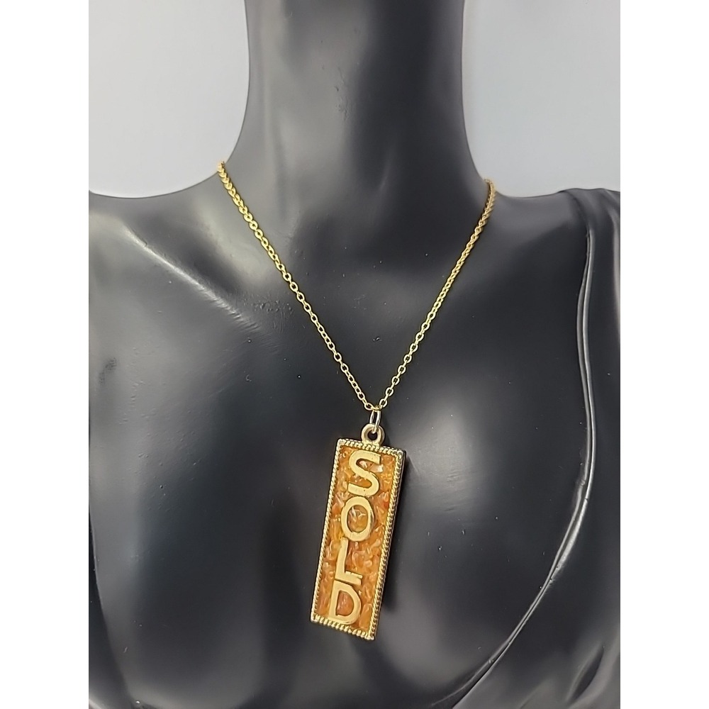 Vintage‎ Gold Tone Sold Word Pendant Necklace Amber Tone Resin Statement Jewelry
